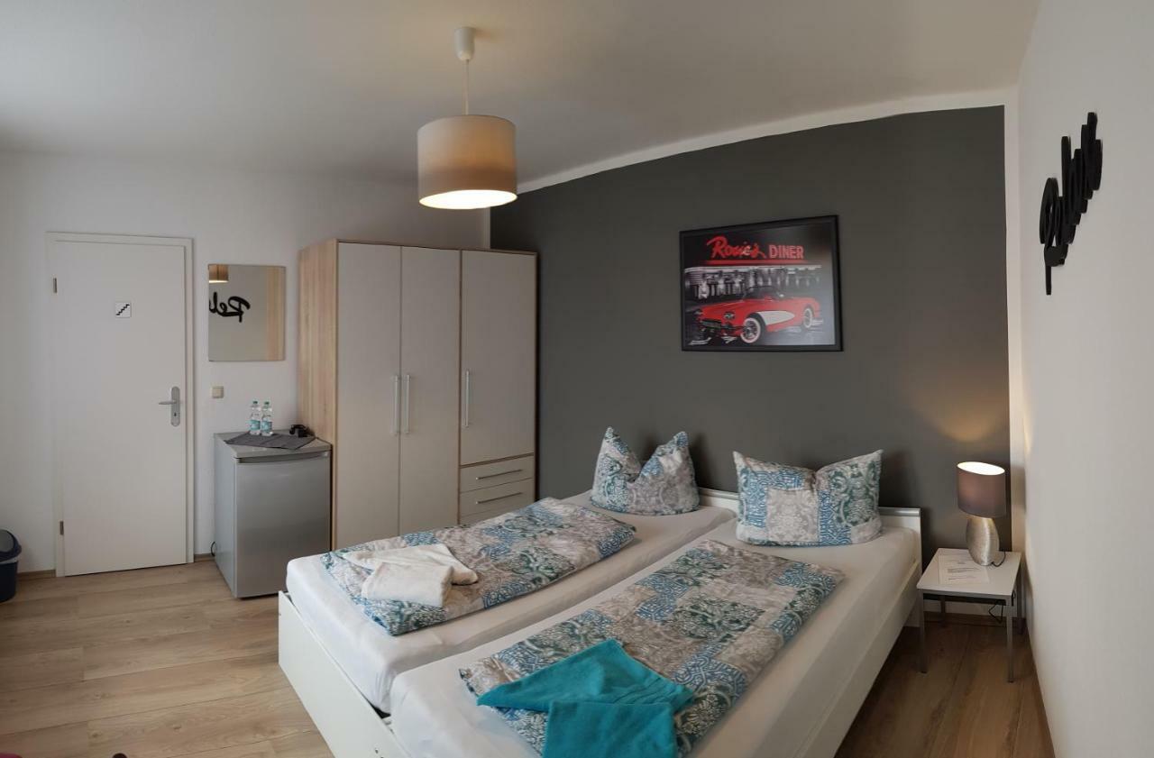 Gaestezimmer & Ferienwohnungen Thon Herbsleben Zewnętrze zdjęcie